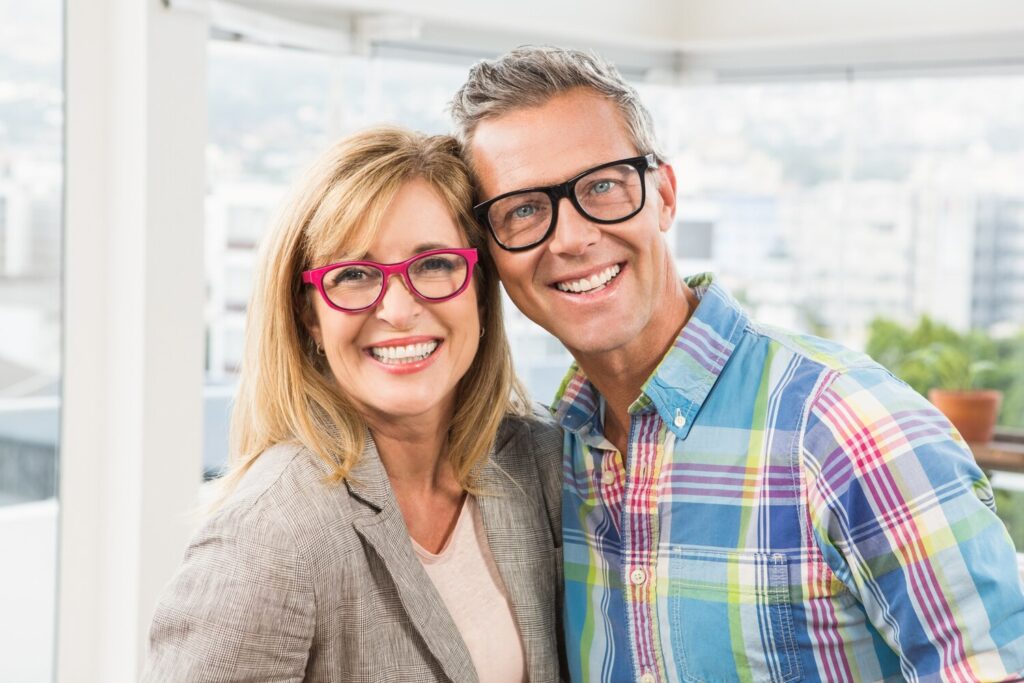 Egy minőségi szemüveg nem csak az adott akció során számít jó vételnek, hiszen akár hosszú éveken át elkísérheti viselőjét.